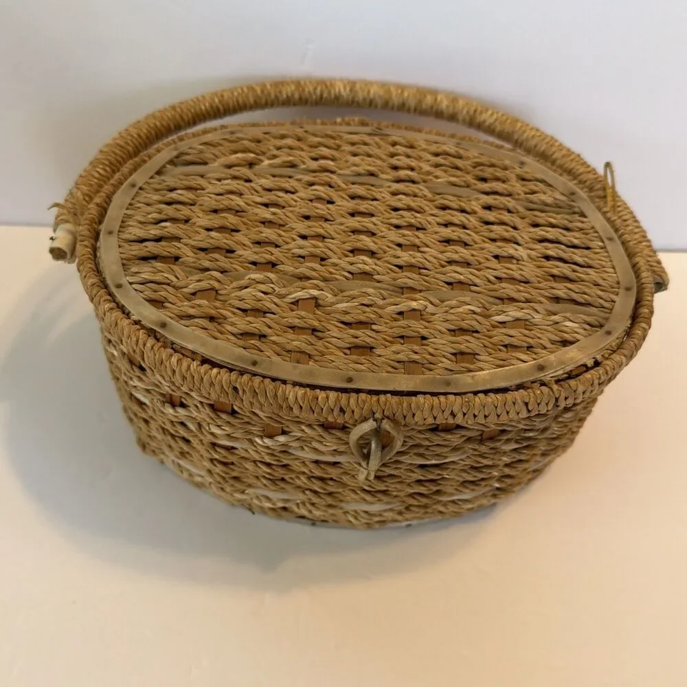 Dritz Sewing Basket Oval Woven Wicker Scovill Yellow Interior w Handle Vintage